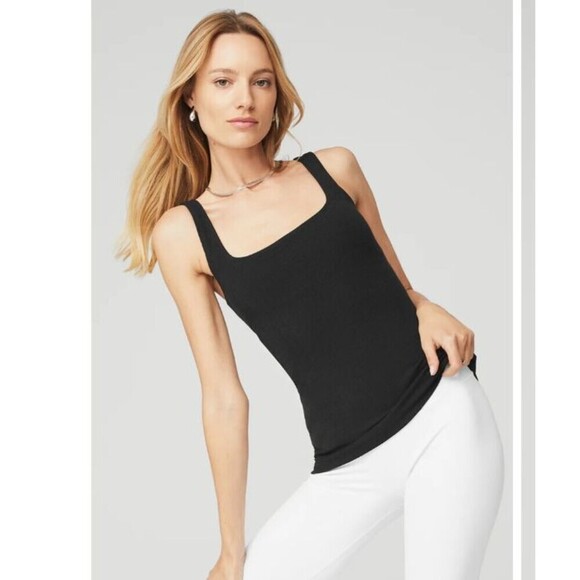 Alo Ribbed Minimalist Tank Black XS - Picture 4 of 8